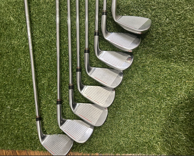 LEFT HAND COBRA AMP IRONS 4- PW - Photo 2