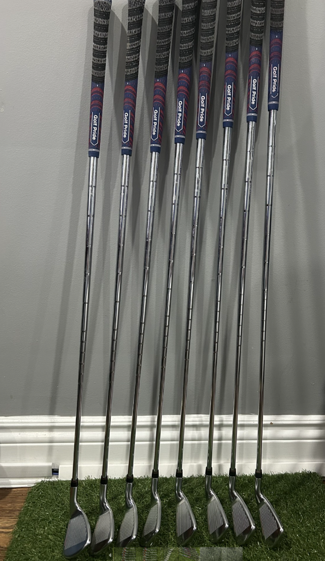 LEFT HAND COBRA AMP IRONS 4- PW - Photo 3