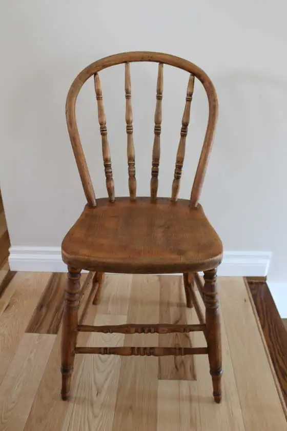Chaises antique 2 Pressback 2 Windsor(1920-1930) 25$ch livré si. - Photo 8
