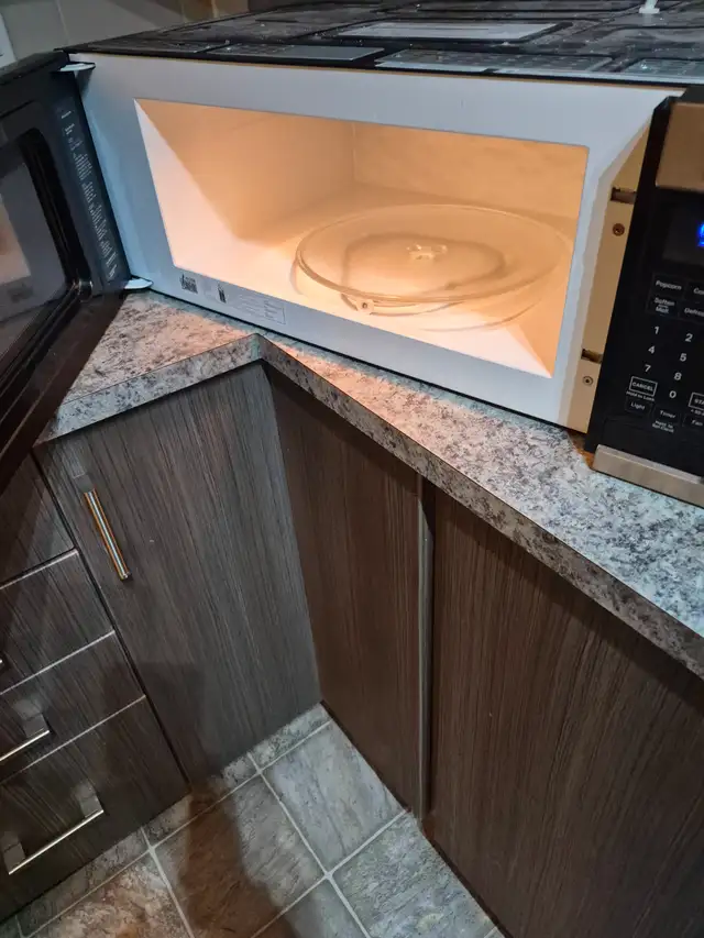 Hood range fan microwave for sale - Photo 6