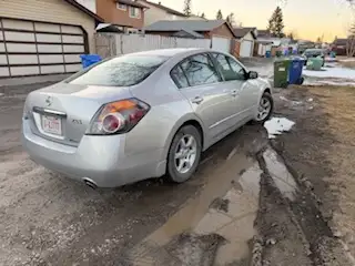 Nissan Altima - Photo 7