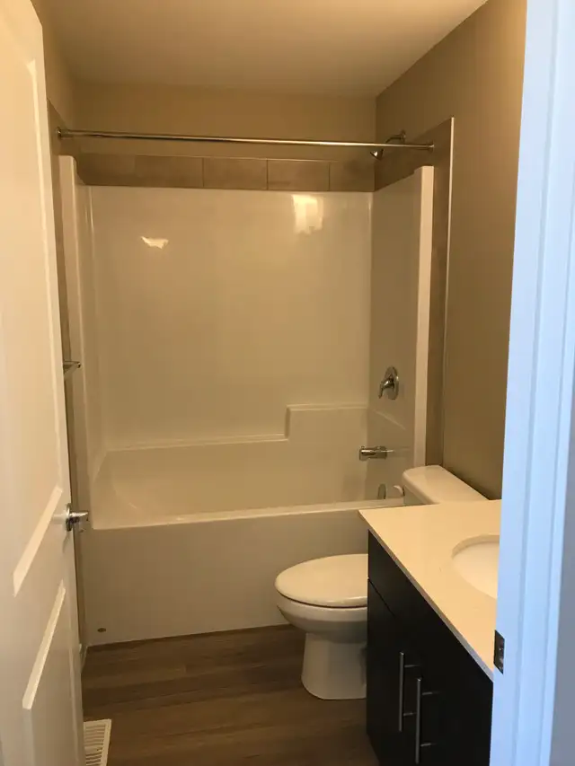 Ravin Park – Town House for rent in Abasand - Photo 7