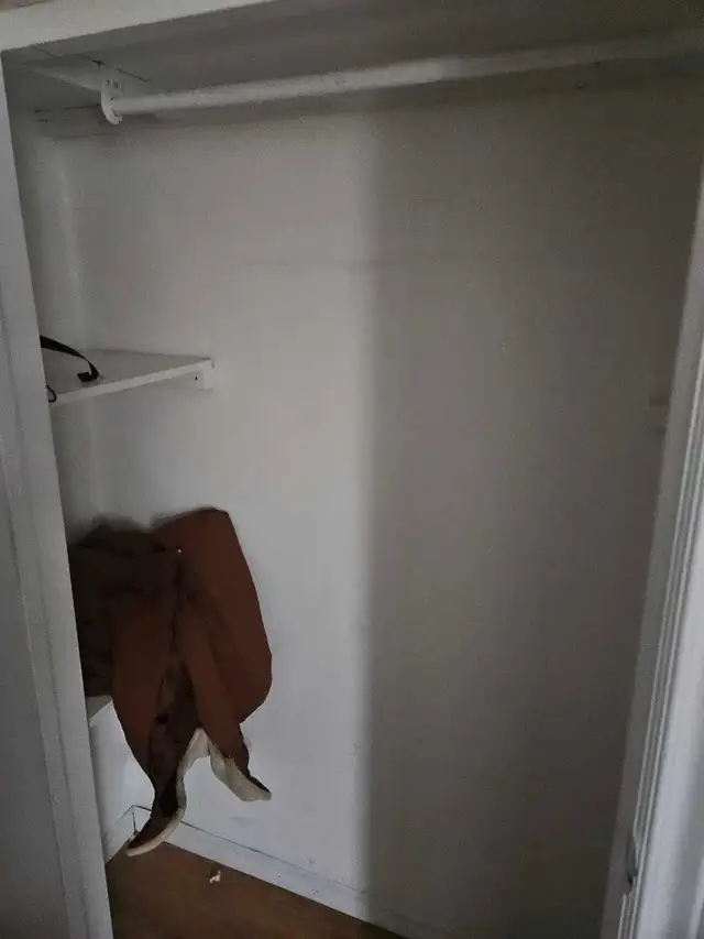 Room for rent - Photo 4