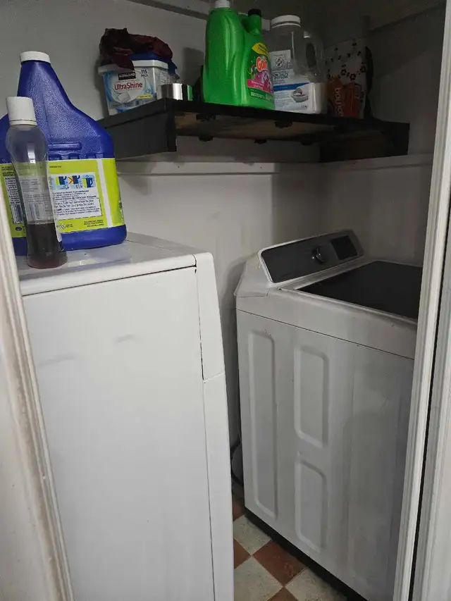 Room for rent - Photo 7