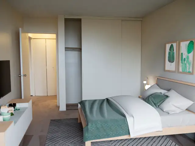 Stylish 1 Bedroom - Steps from the Canal - Pool, Gym & Rooftop - Photo 5