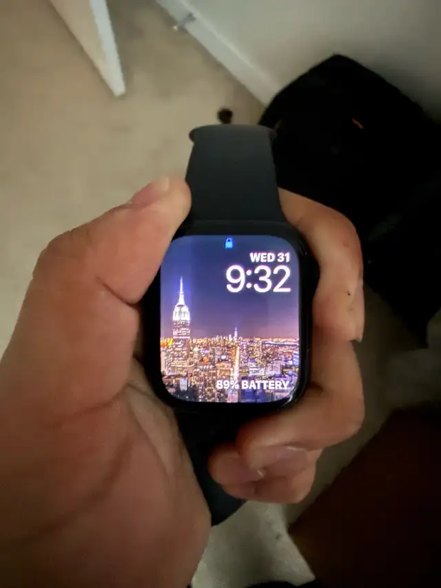 Apple Watch SE - Photo 2