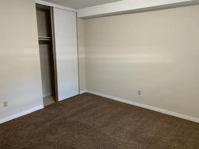 ONE BEDROOM APARTMENT IN DOWNTOWN RED DEER! - Photo 5