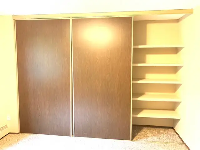 NO STAIRS! Spacious Well Maintained Building 2 Bed, 1 Bath - Photo 8