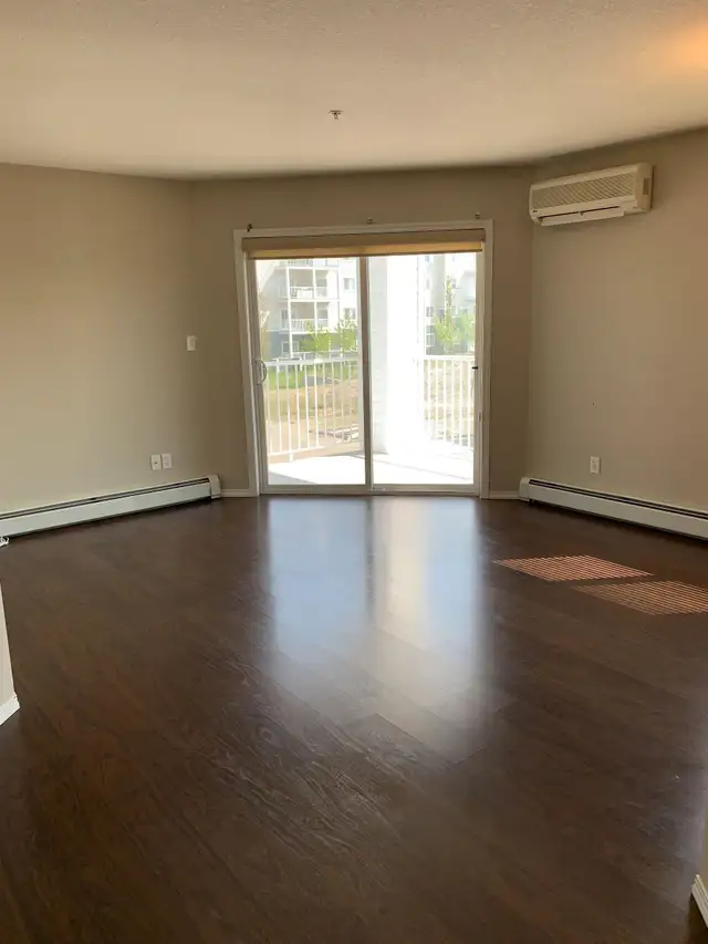 Amazing Condo in Sylvan lake! 2 bed, 2 bath w/ UG Parking - Photo 6