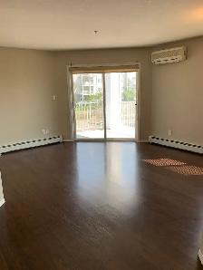 Amazing Condo in Sylvan lake! 2 bed, 2 bath w/ UG Parking - Photo 6