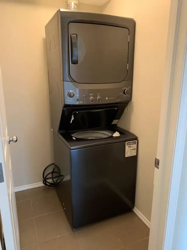 Amazing Condo in Sylvan lake! 2 bed, 2 bath w/ UG Parking - Photo 11