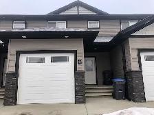 3 Bedroom Townhouse for Rent in Sylvan Lake w/ Garage!