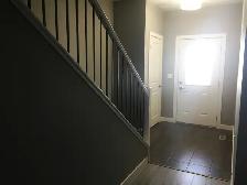 3 Bedroom Townhouse for Rent in Sylvan Lake w/ Garage! - Photo 9