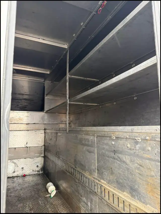 2017 Ford F-350 Service Truck - Photo 7