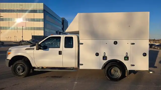 2016 Ford Super Duty F-350 DRW - Photo 3