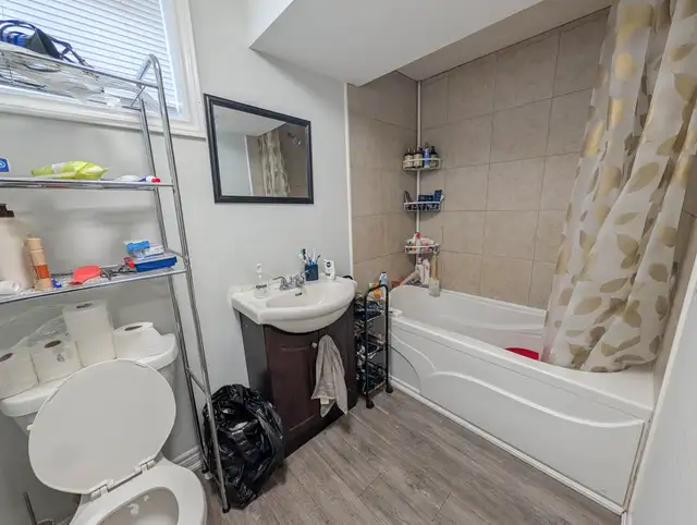 38 Chalmers St, St. Catharines - 1 Bedroom Lower Unit - Photo 10