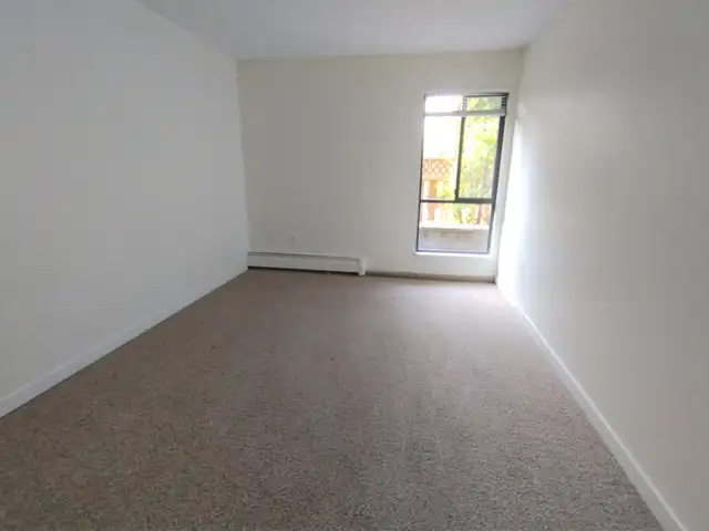 Spacious 1 Bedroom Suite Available Now at Bakerview in Burnaby! - Photo 5