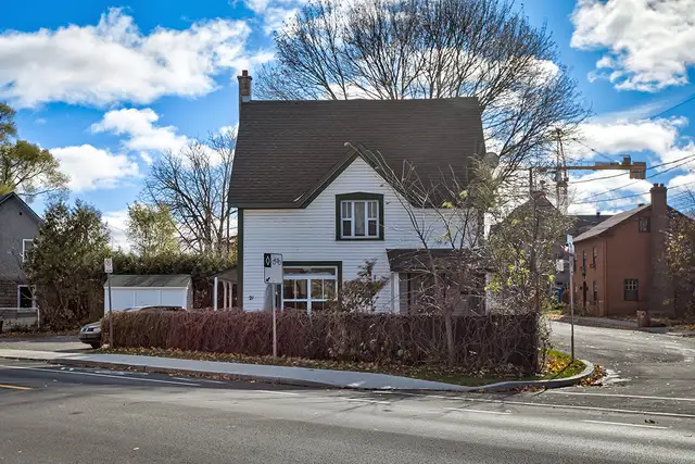 Charming 2-Bedroom Apartment for Rent – 21 Eardley, Aylmer - Photo 2