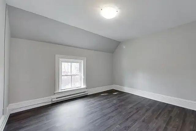 Charming 2-Bedroom Apartment for Rent – 21 Eardley, Aylmer - Photo 12