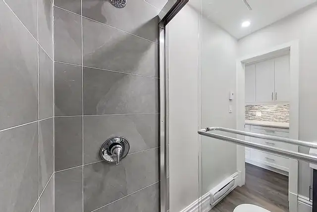 Charming 2-Bedroom Apartment for Rent – 21 Eardley, Aylmer - Photo 14