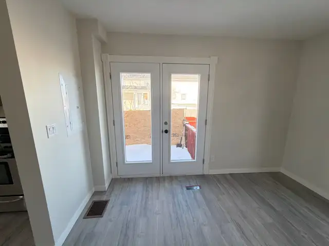 UNIT C – 1 NUGENT ST (BACHELOR SUITE)