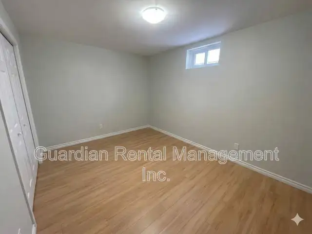 2 Bedroom, 1 Bath Lower-Level Unit – 2606 Woodlawn Ave – $1,900/ - Photo 4