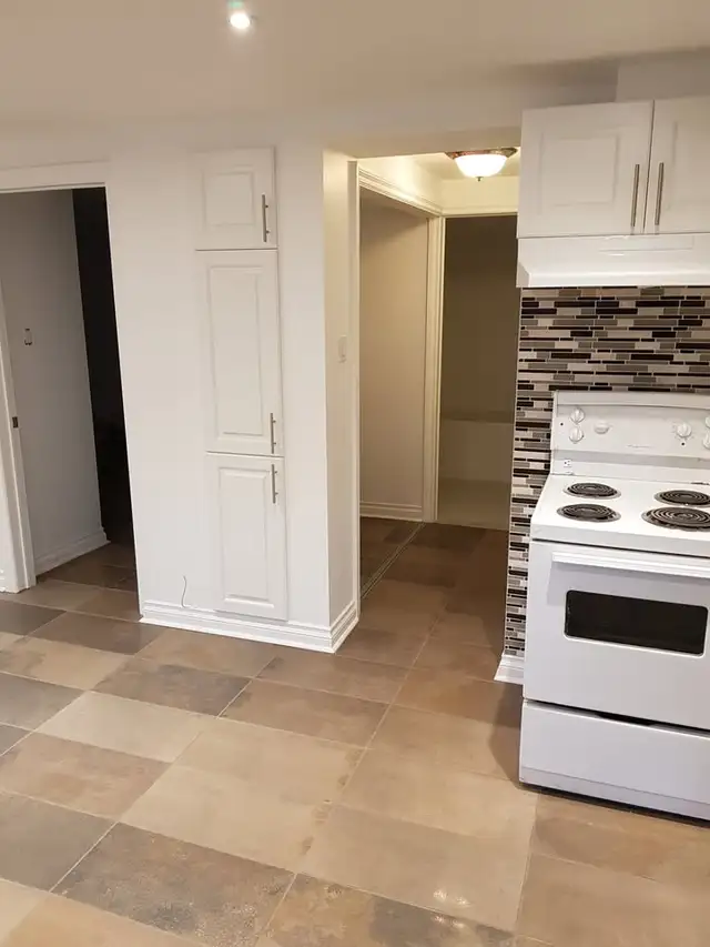 NDG Beautiful large heating 3 1/2 - Photo 8