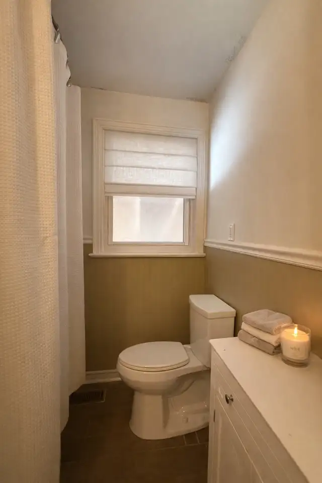 All-Inclusive 3 Bedroom w/ Internet, Yard & Parking – North End - Photo 14