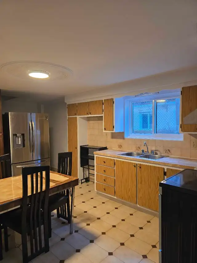 4 1/2 Semi-basement apartment for rent H1E 2R5 Montréal - Photo 4