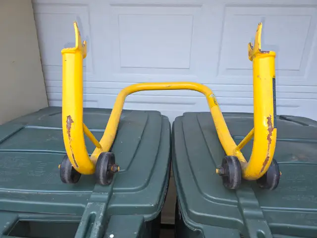 Active Products Rear Motorcycle Racing Stand For Spools Yellow - Photo 4