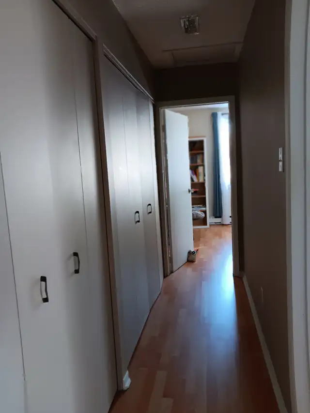 Charming 2-bd Apt - Top Floor - 6 Appliances Incl - Photo 8