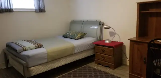 EXTREMELY BEAUTIFUL LARGE ROOM IN A WELCOME NEW HOUSE - Photo 2