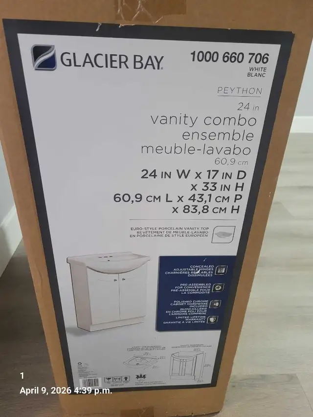 bathroom vanity and sink - Photo 3