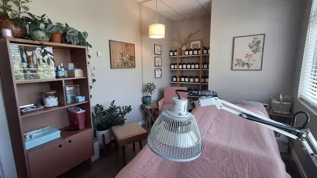 West Kelowna Health Clinic - Office Room Rental - Photo 3