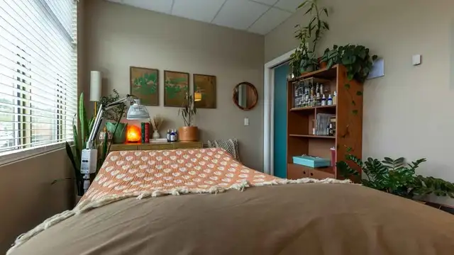 West Kelowna Health Clinic - Office Room Rental - Photo 5