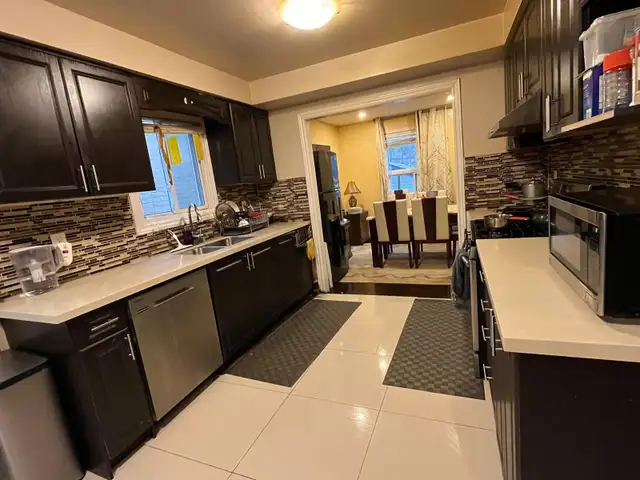 ROOM FOR RENT - Photo 6