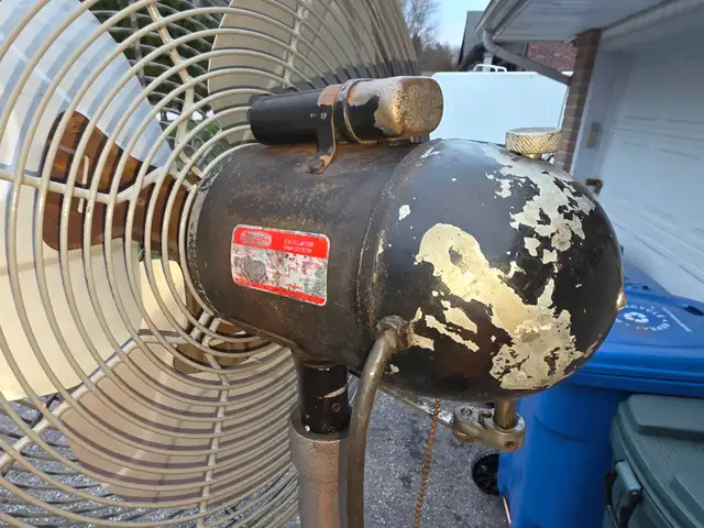 Dayton Electric MFG. Chicago Industrial Grade Machine Shop Fan 2 - Photo 4