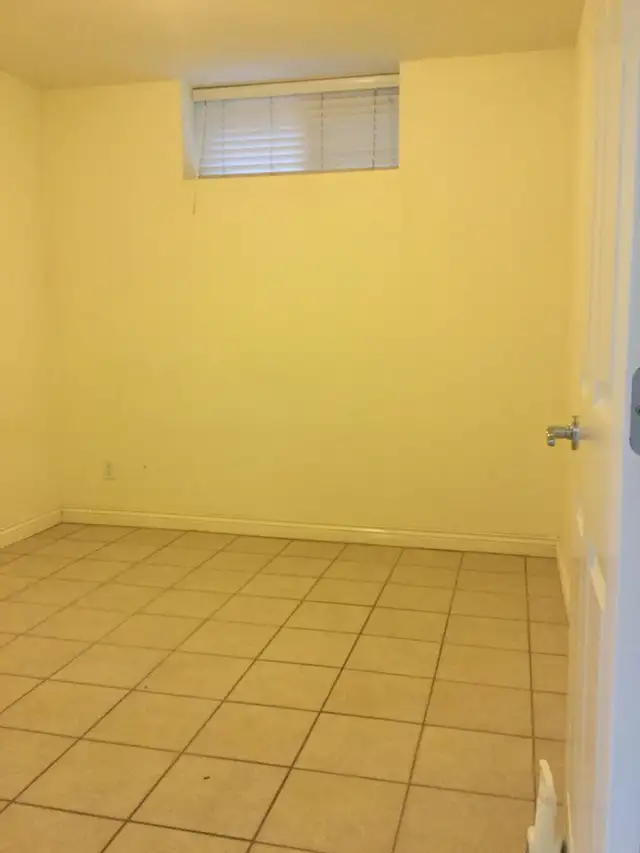 1 Bedroom Suite near 47th & Fraser (Vancouver) - Photo 4