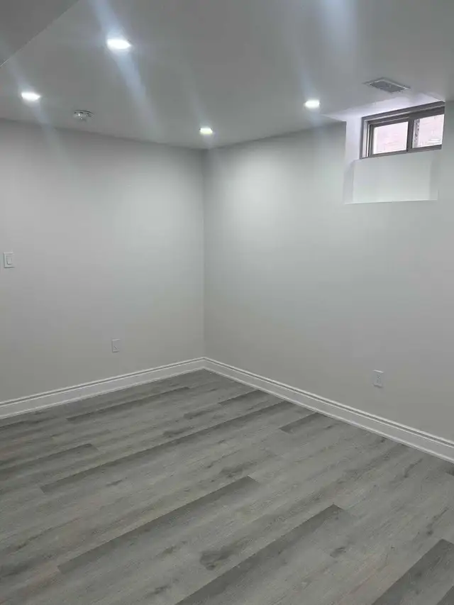 3 Bedrooms plus 2 Washrooms New Legal  Basement