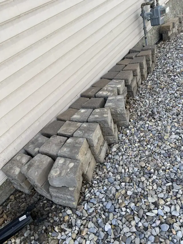 Garden Blocks for Sale – Great Condition