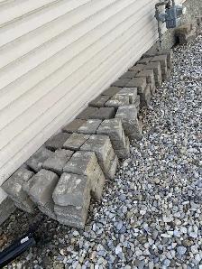 Garden Blocks for Sale – Great Condition