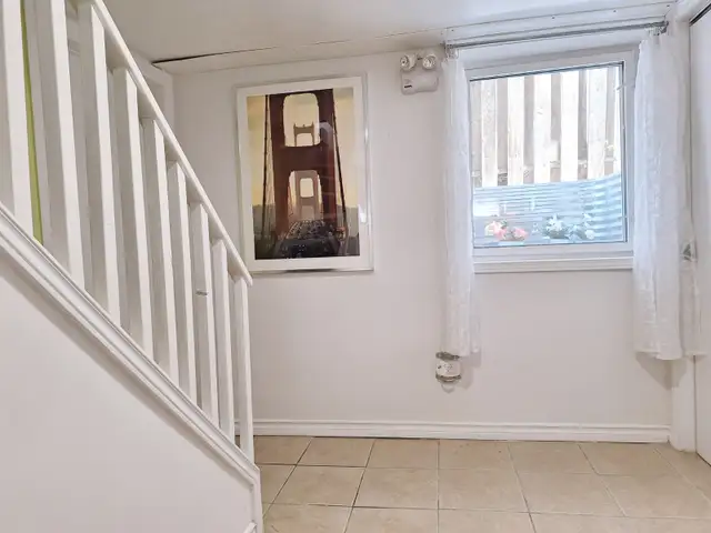 May 1-Sunny Male Rm All Included-Near D/T-4 mths. or longer - Photo 7