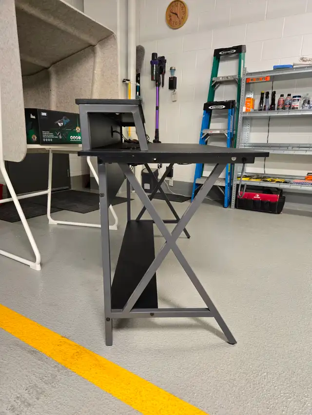 Desk For Sale - Photo 3