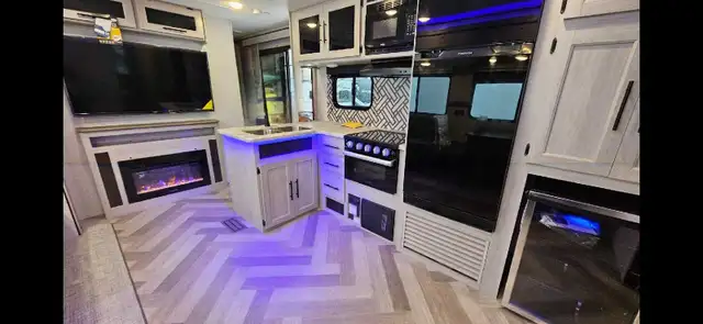 2024 Zinger Trailer in Bailey's Bay