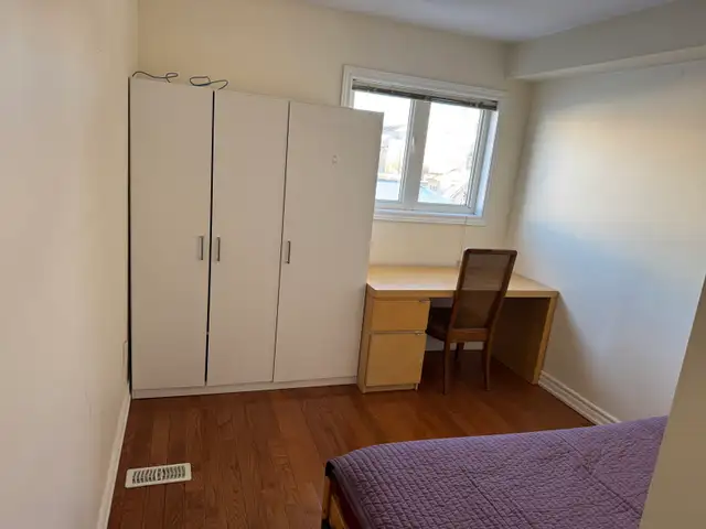 rooms for rent at York University village