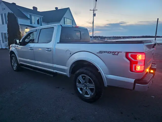 2018 Ford F-150 4WD SUPERCREW LONG BED XLT NON SMOKER