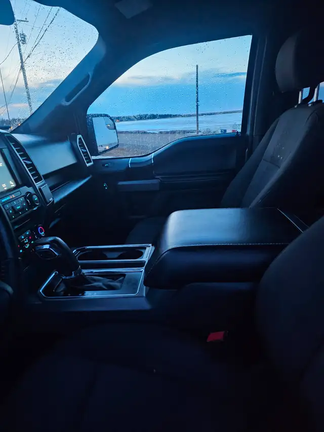 2018 Ford F-150 4WD SUPERCREW LONG BED XLT NON SMOKER - Photo 5