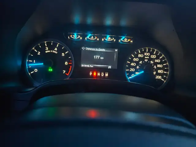 2018 Ford F-150 4WD SUPERCREW LONG BED XLT NON SMOKER - Photo 11