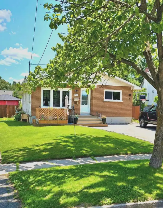 House for Sale - Open House Saturday 2-4pm