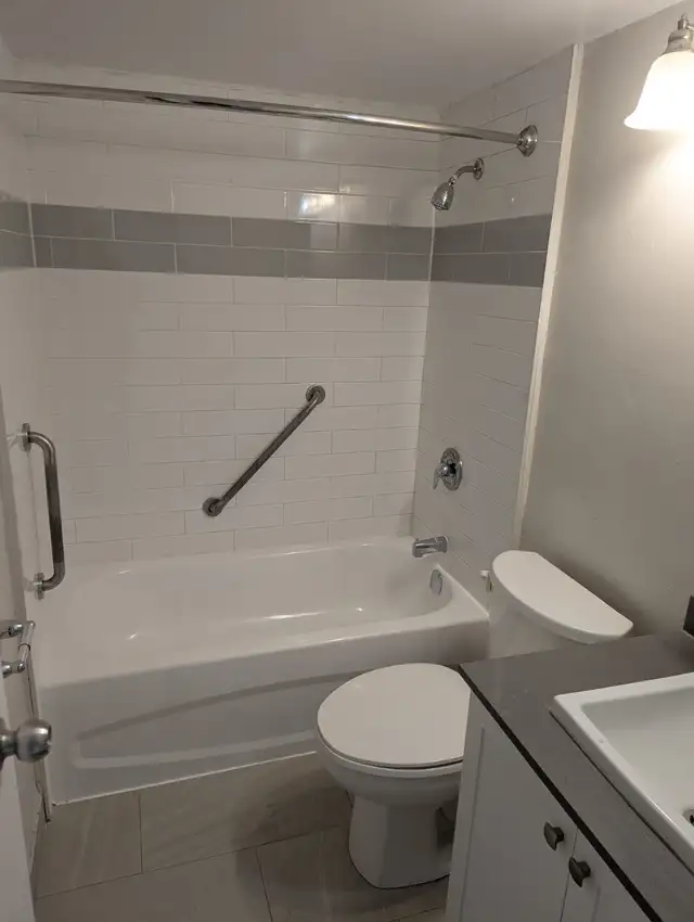 Two spaces available in Master Bedroom on immediate basis - Photo 2